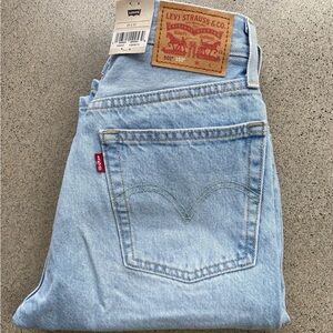 Levi's Classic Light Blue Straight Jeans